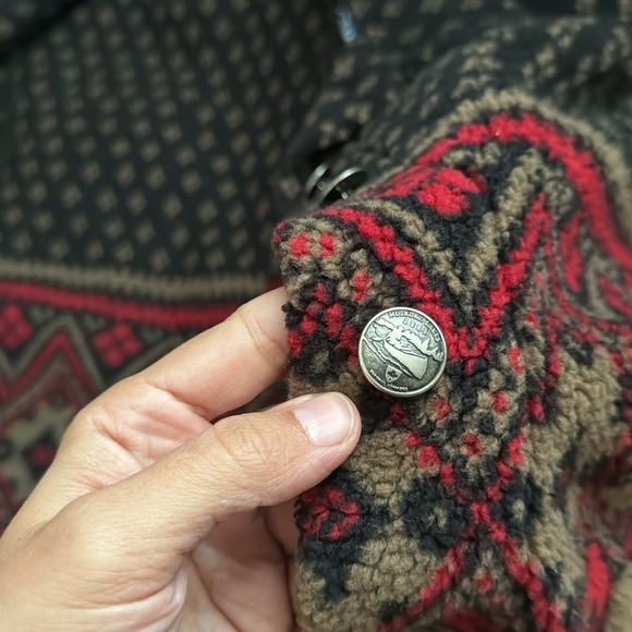 Muskoka Lakes Sweater Shacket - Picture 6 of 6